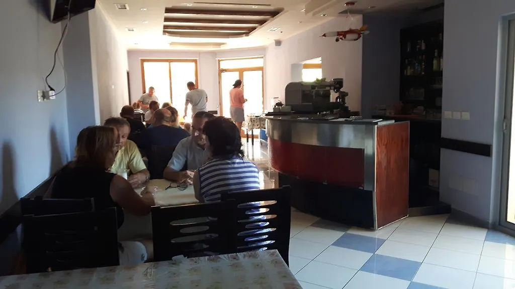 Hotel Restaurant Globi Velipojë