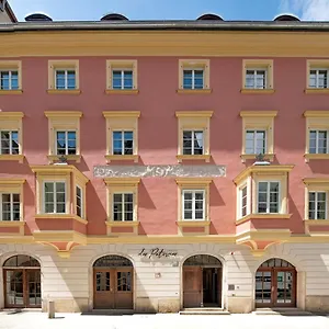 Altstadthotel Der Patrizier Hotel Řezno