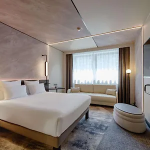 Novotel Muenchen Airport - Newly Renovated Hotel Freising