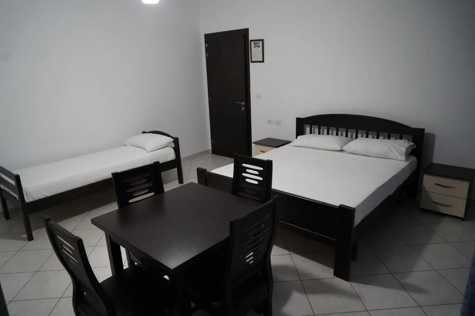 ***  Hotel Restaurant Globi Velipojë ألبانيا
